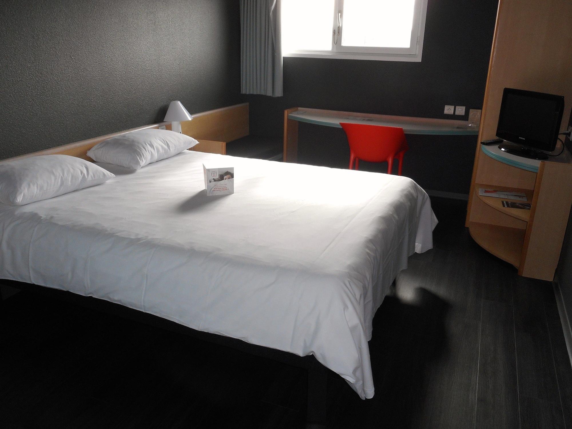 Готель Ibis Rennes Beaulieu Сесон-Севіньє Екстер'єр фото