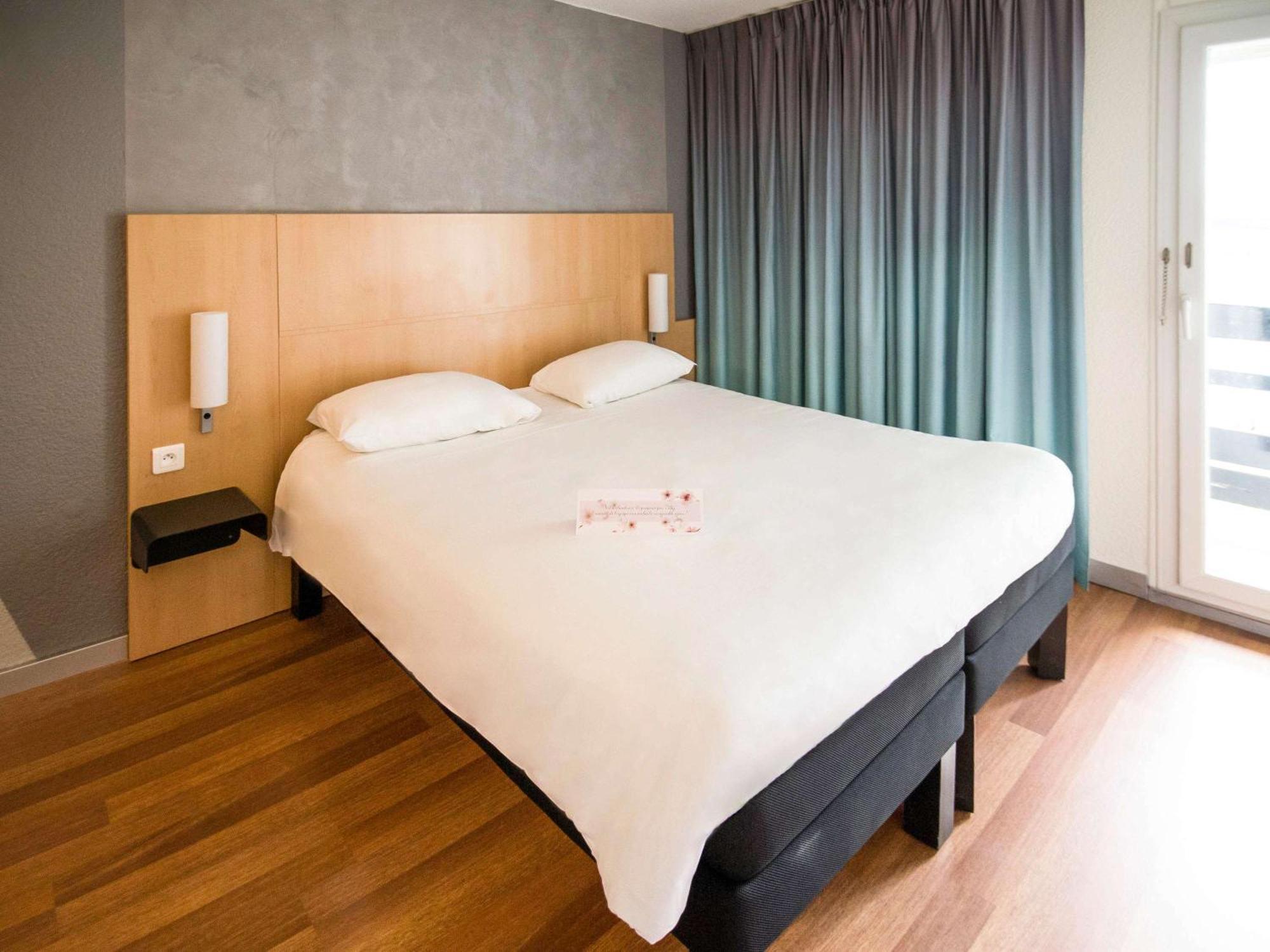 Готель Ibis Rennes Beaulieu Сесон-Севіньє Екстер'єр фото