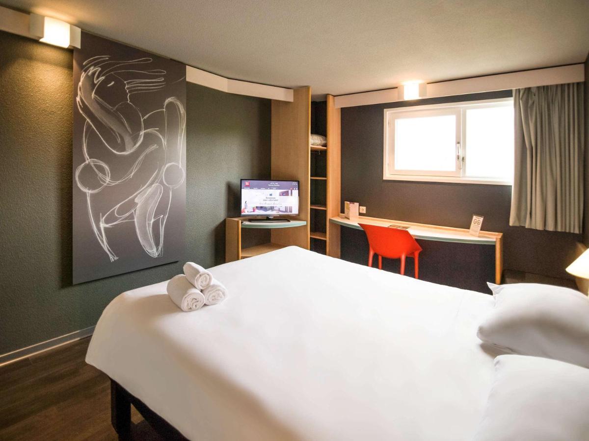 Готель Ibis Rennes Beaulieu Сесон-Севіньє Екстер'єр фото